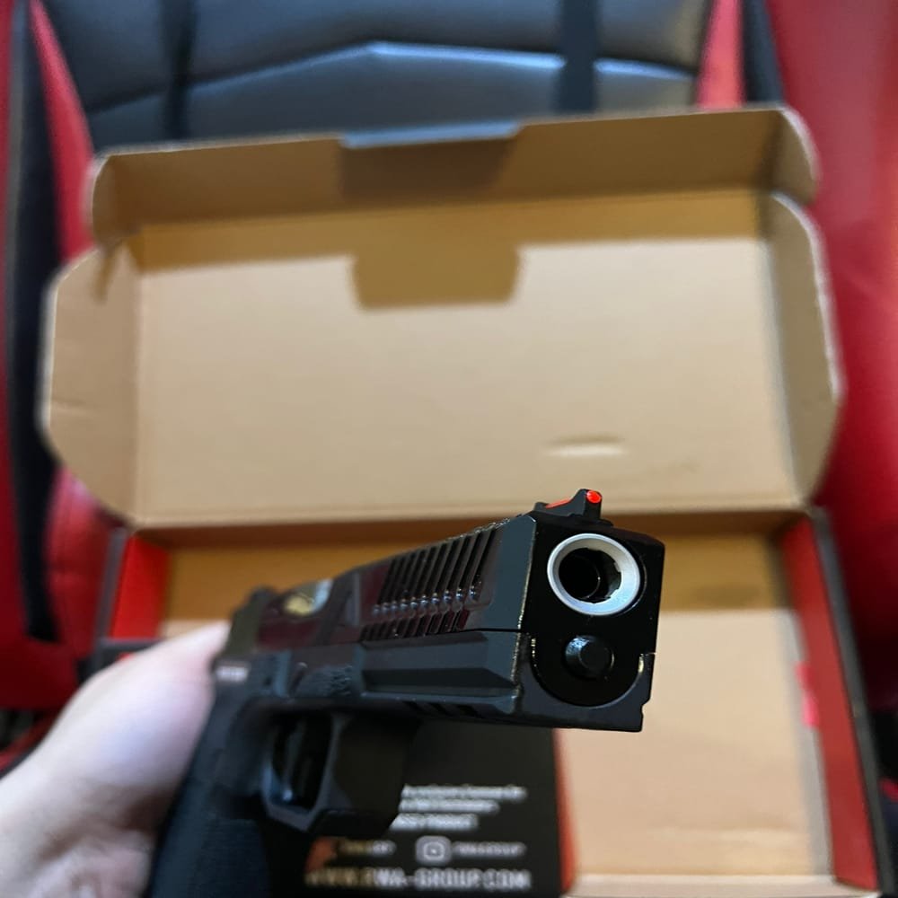 RWA-Agency-Arms-EXA-Glock-17-GBB-Airsoft-–-Fully-Licensed-Gas-Blowback-Pistol-6mm-4.jpeg - airgunmalaysia.com