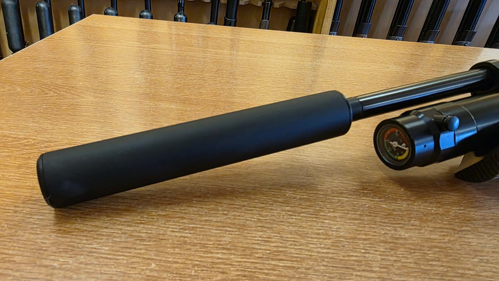 Senapan-Weihrauch-22-HW-100-KT-Laminate-Adjustable-6jpg - airgunmalaysia.com