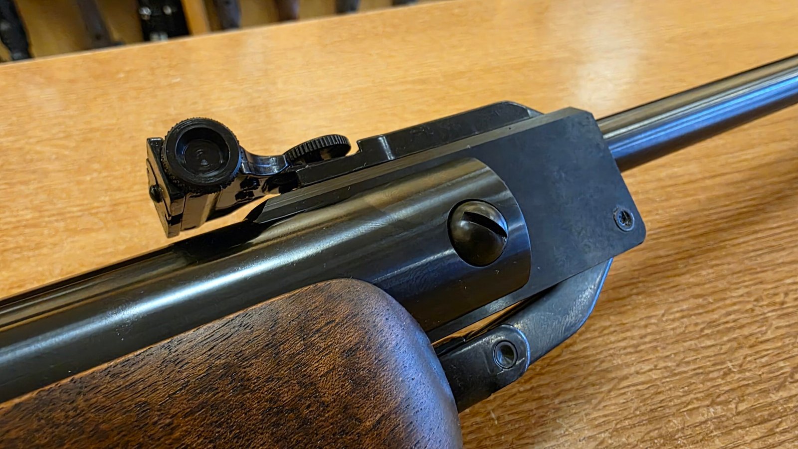 Senapan-Weihrauch-22-HW-35-E-4-1jpg - airgunmalaysia.com