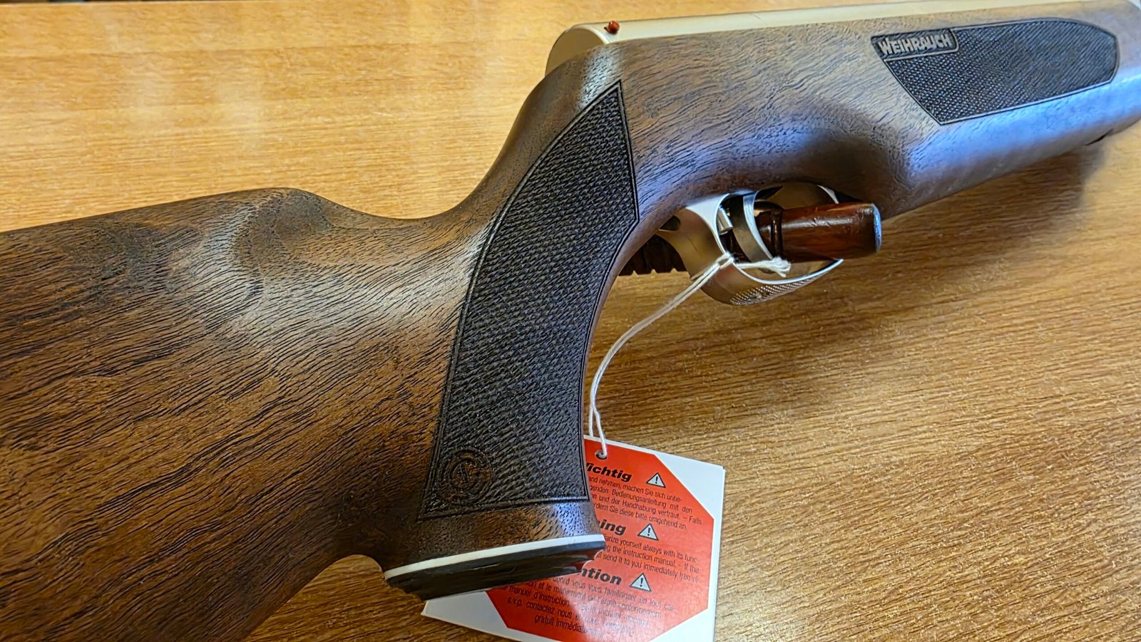 Senapan-Weihrauch-22-HW-35-E-Stainless-11jpg - airgunmalaysia.com