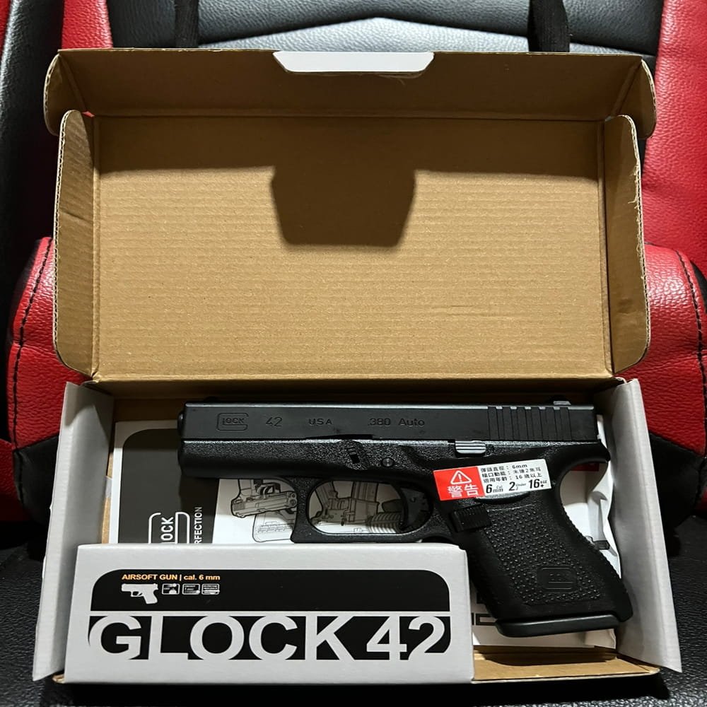 Umarex-VFC-Glock-G42-GBB-Airsoft-–-Licensed-Compact-Gas-Blowback-Pistol-6mm-15.jpeg - airgunmalaysia.com