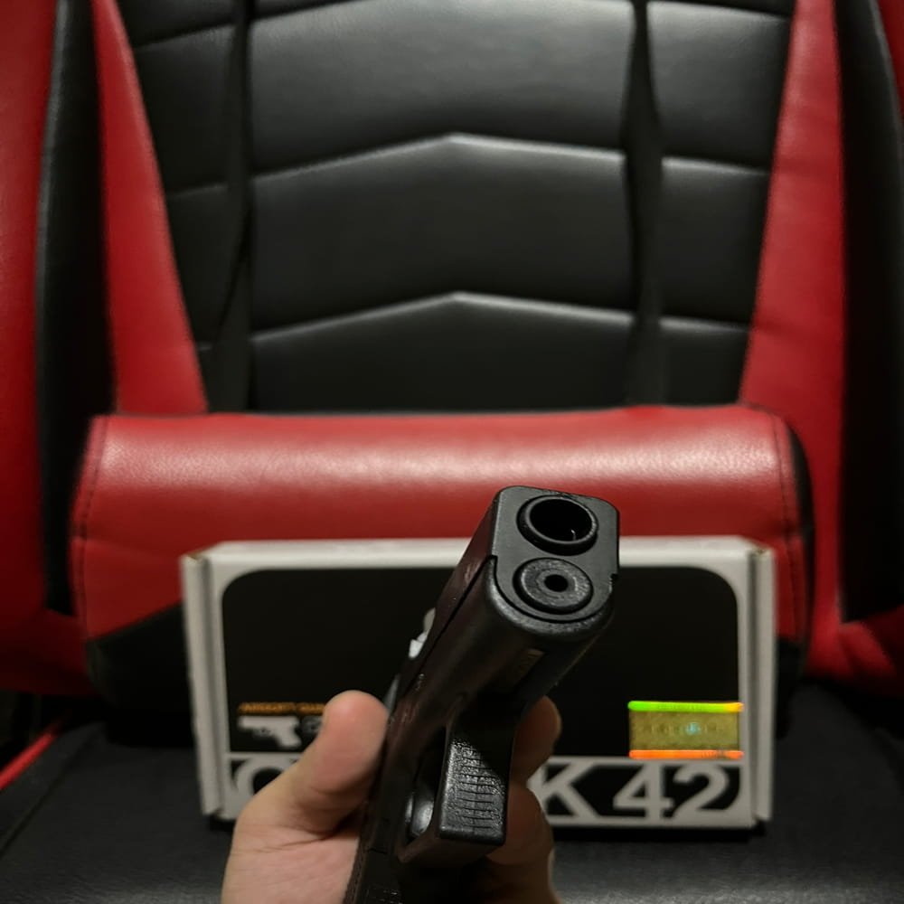 Umarex-VFC-Glock-G42-GBB-Airsoft-–-Licensed-Compact-Gas-Blowback-Pistol-6mm-9.jpeg - airgunmalaysia.com