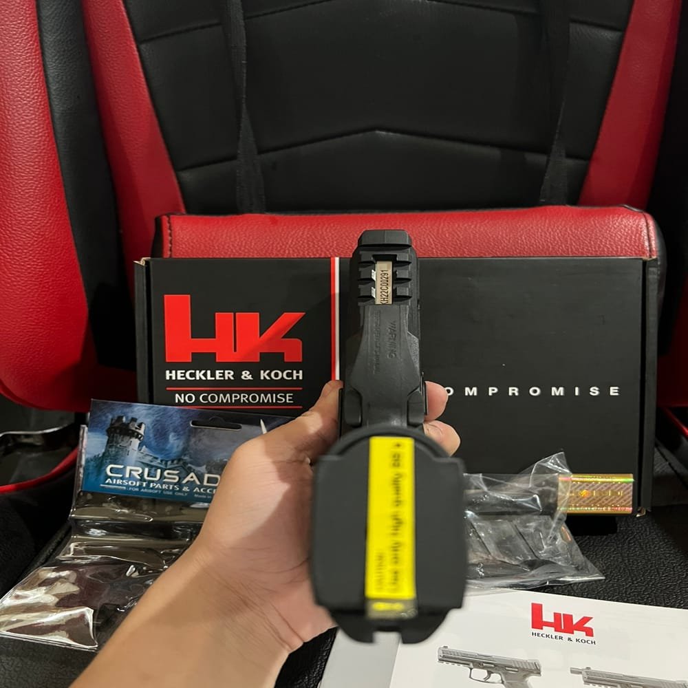 Umarex-VFC-HK-VP9-GBB-Airsoft-–-Fully-Engraved-Licensed-Gas-Blowback-Pistol-6mm-6.jpeg - airgunmalaysia.com