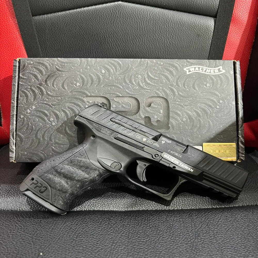 Umarex-Walther-PPQ-M2-GBB-Airsoft-Pistol-by-VFC-–-6mm-Gas-Blowback-Black-3.jpeg - airgunmalaysia.com