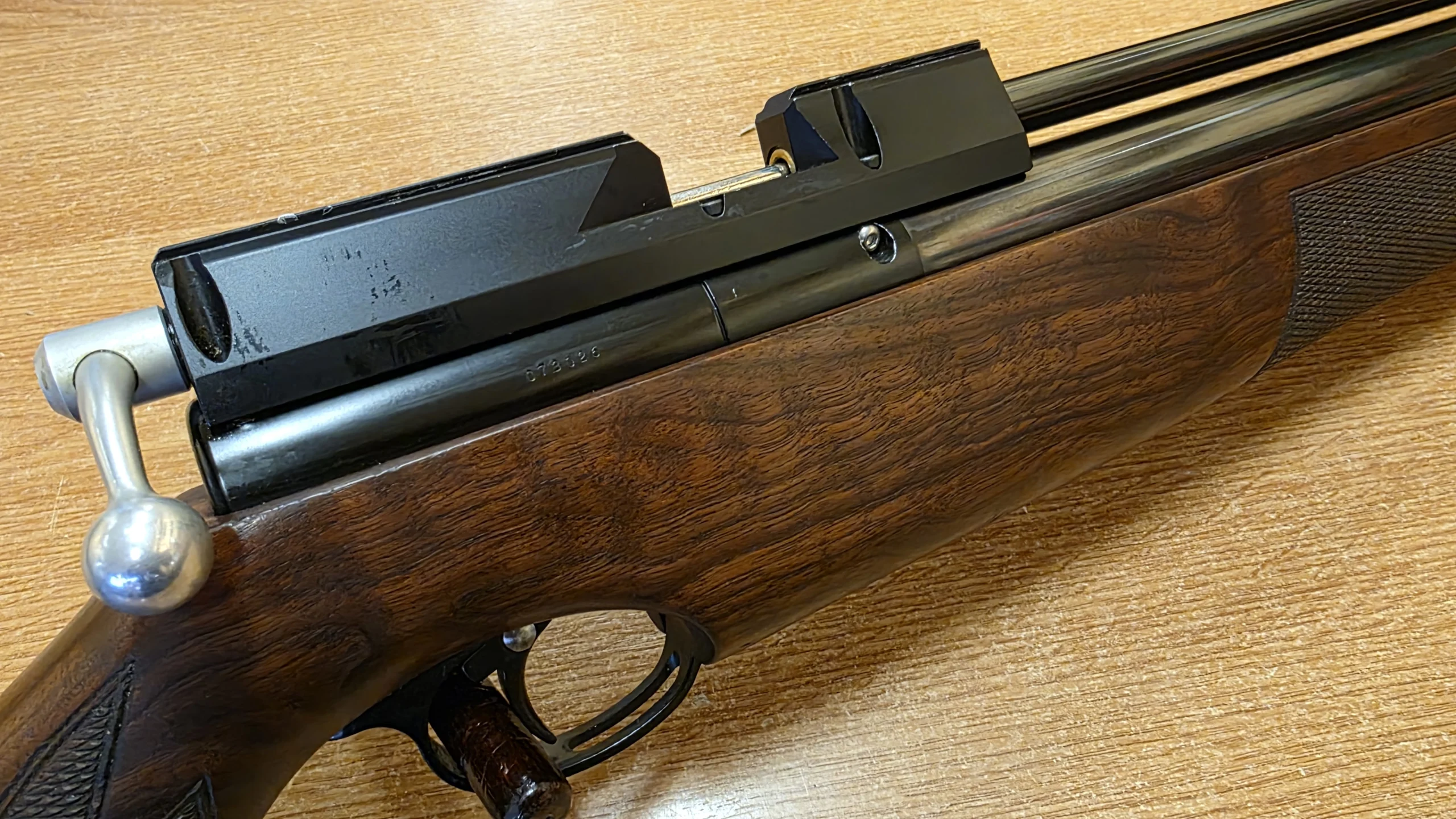 Air Arms 177 S400 Carbine Walnut 6 - airgunmalaysia.com