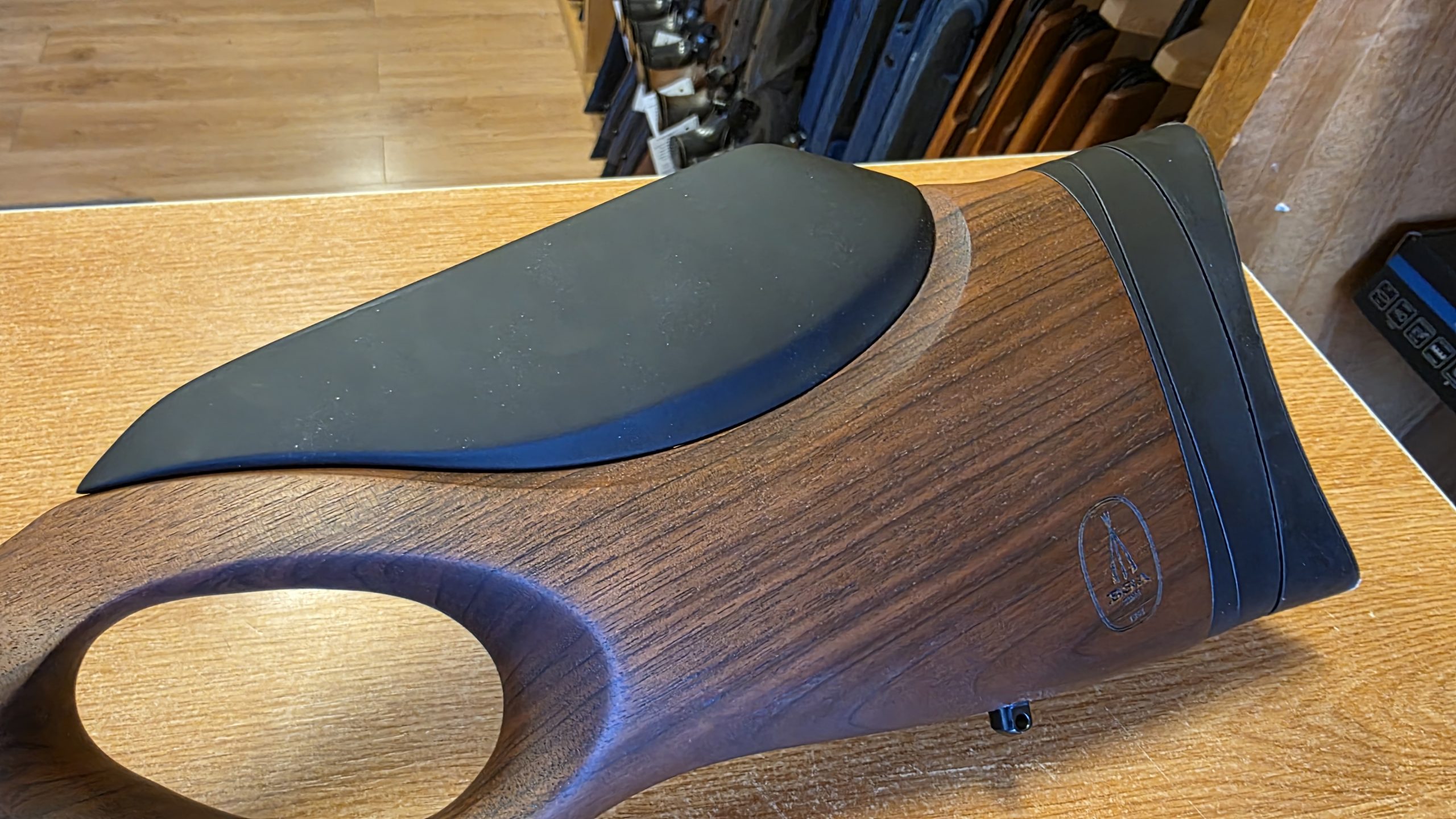 BSA 177 R12 Clx Pro Walnut 6 - airgunmalaysia.com