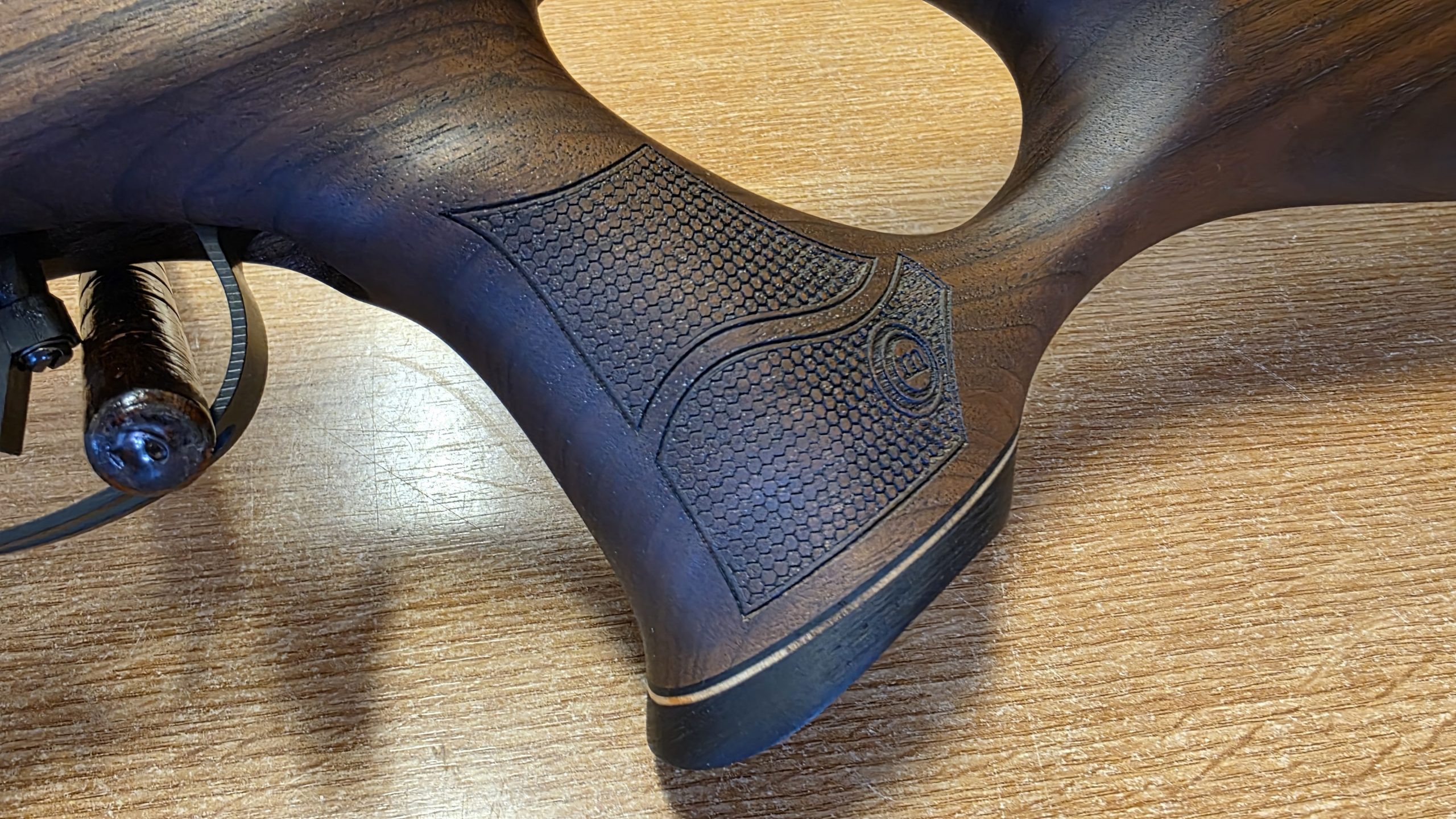 BSA 177 R12 Clx Pro Walnut 9 - airgunmalaysia.com