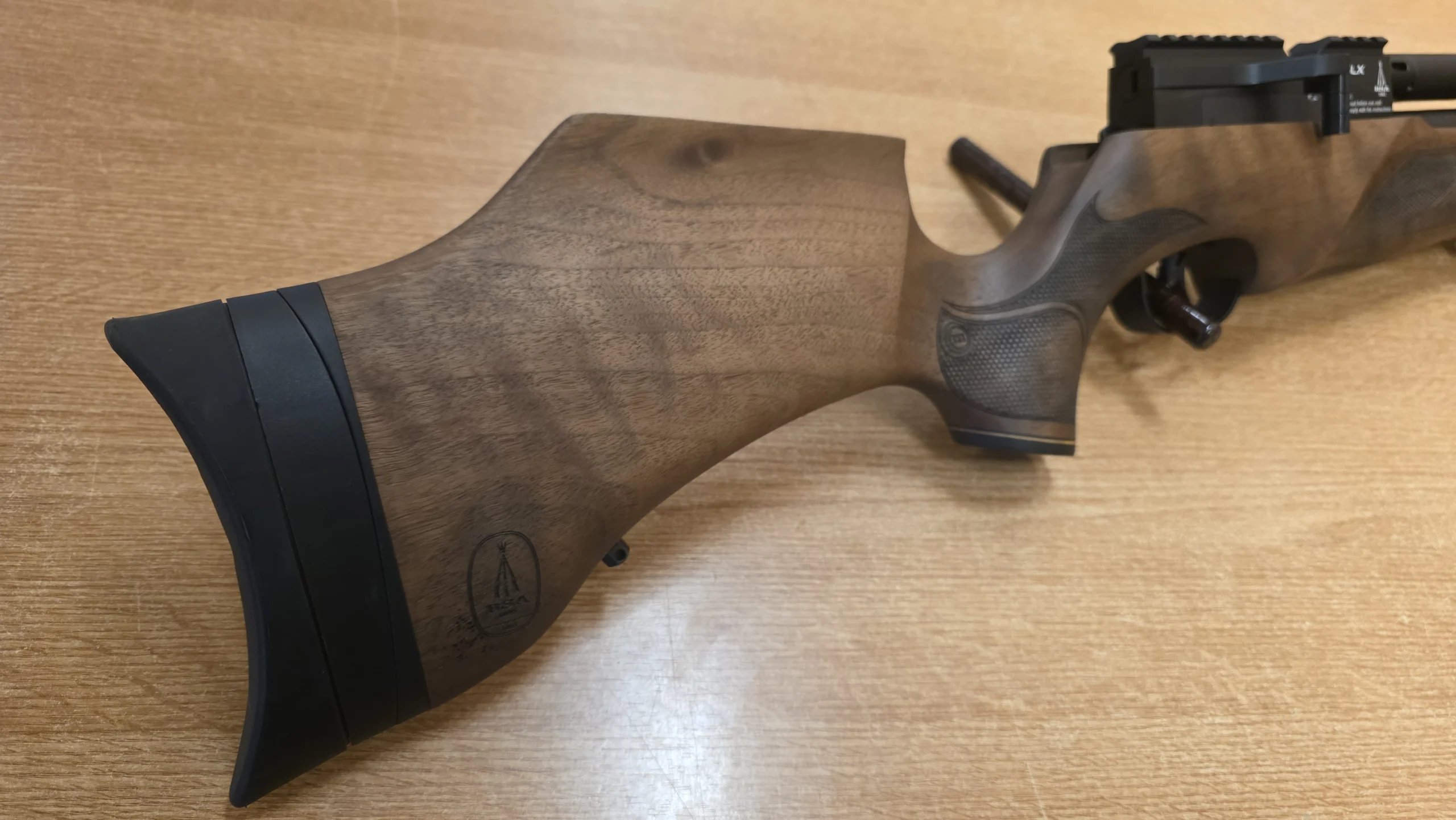 BSA 177 R12 Slx Walnut 3 - airgunmalaysia.com