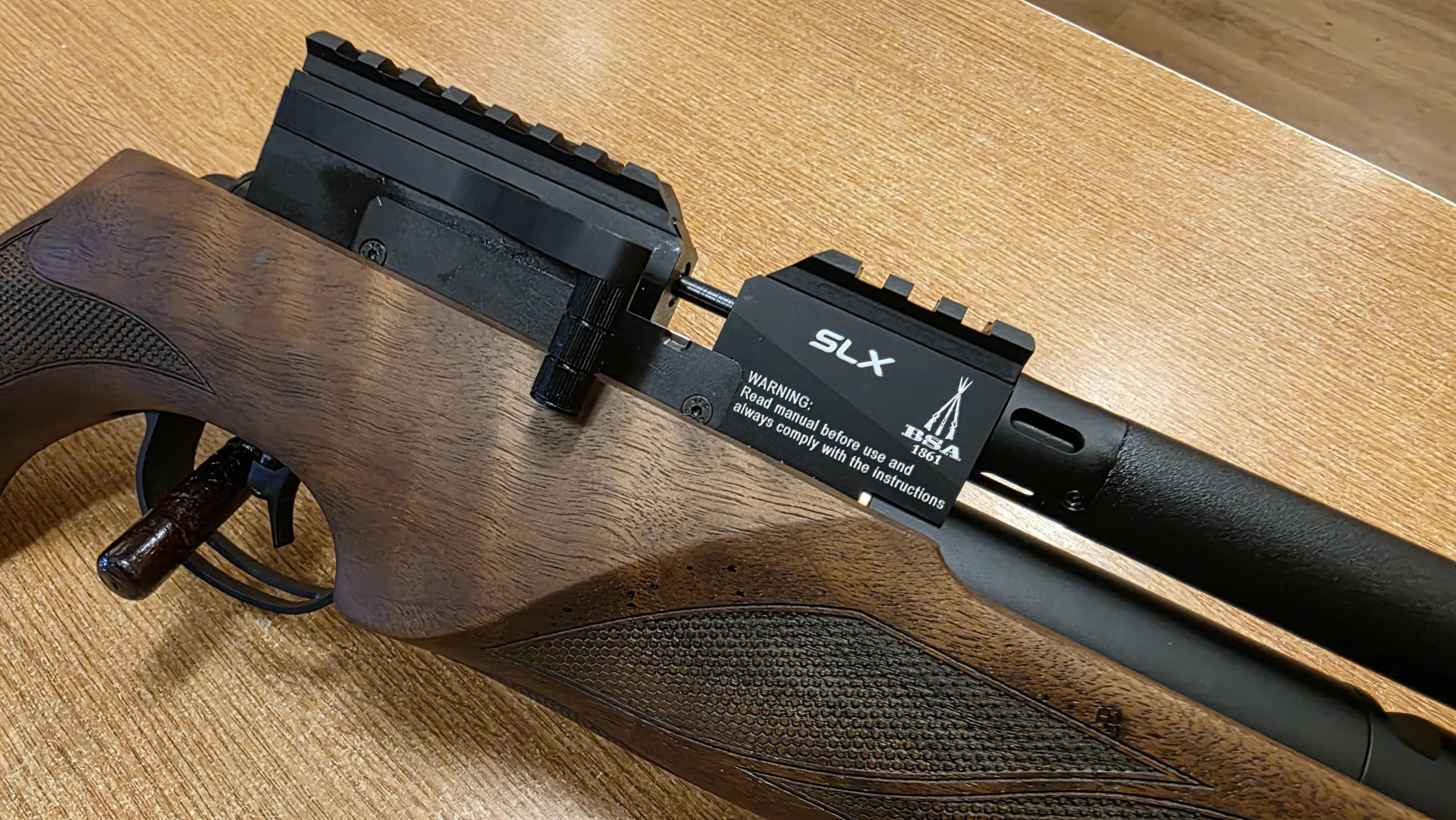 BSA 177 R12 Slx Walnut 9 - airgunmalaysia.com